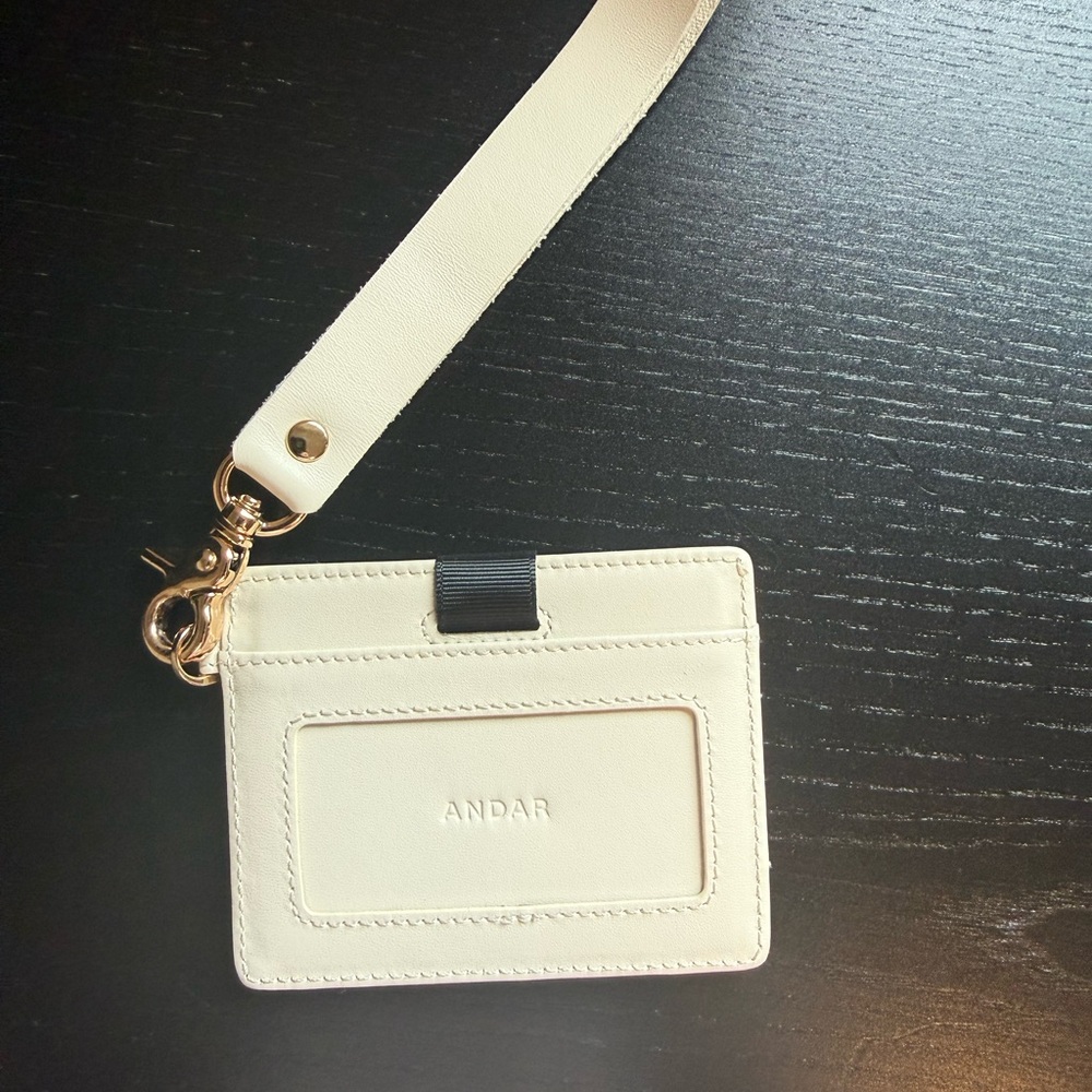 Andar “The Denner” Ivory Card Holder Strap